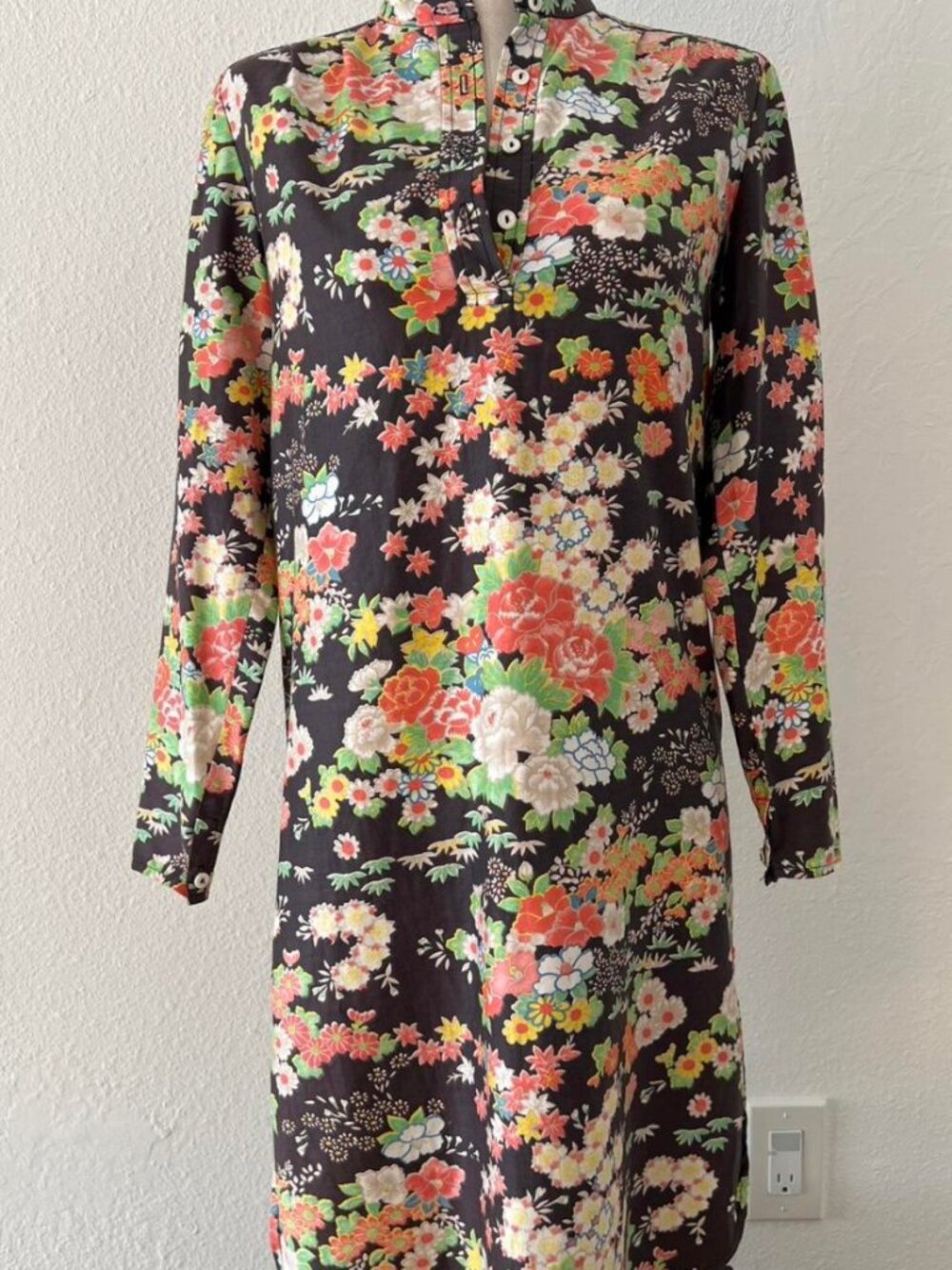 Joseph Magnin Women's Multi Shirt-dresses